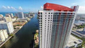 Гостиница Beachwalk Penthouse 31 Floor  Голливуд